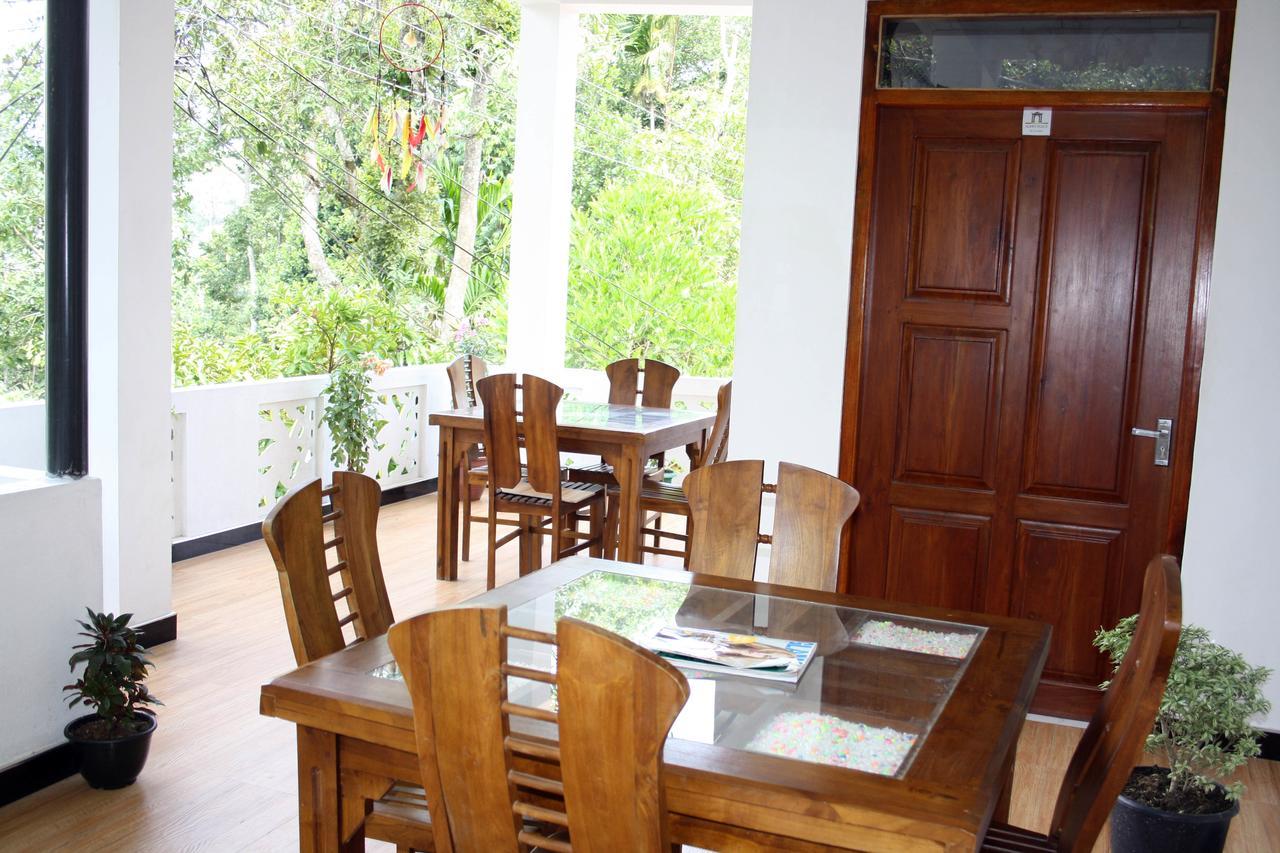Adhi'S Place Ella Exterior photo